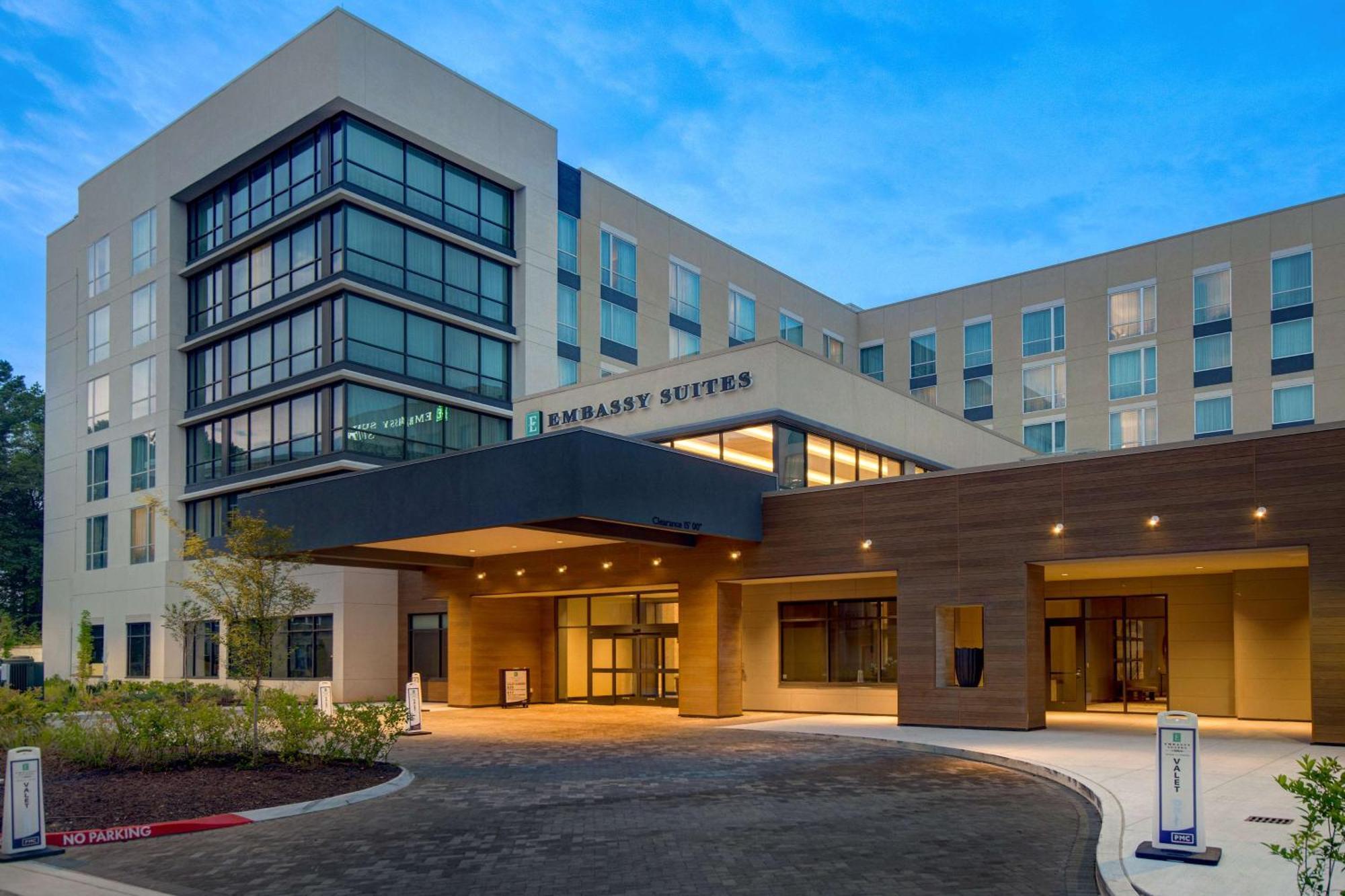 Embassy Suites By Hilton Alpharetta Halcyon Exterior foto